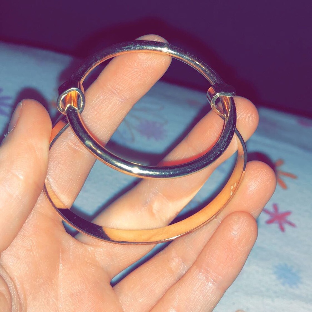 Gold bracelet💛
